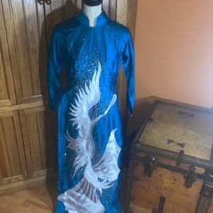 Vietnamese AO Dai style costume dress swan